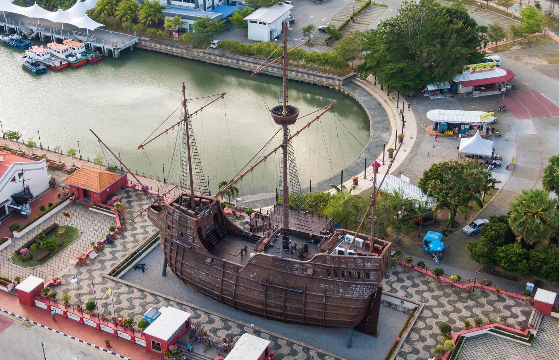 Flor de la Mar: $2.5 billion (£2bn)